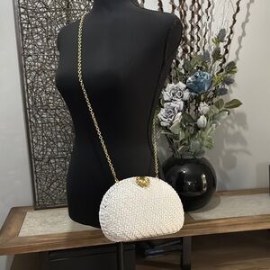 Vintage White Woven Shoulder